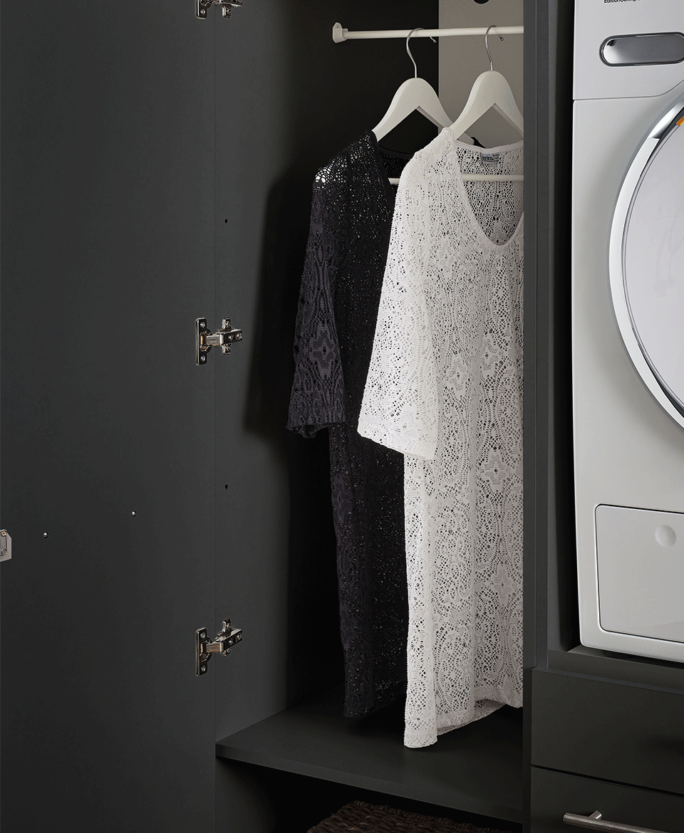 LDG50A-Anthrazit-Detail-Stauraumschrank_70-202-C0 LDG50A-Anthrazit-Detail-Stauraumschrank_70-202-C0